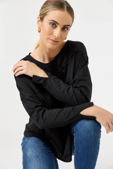 Studio  Traveller LS Tshirt