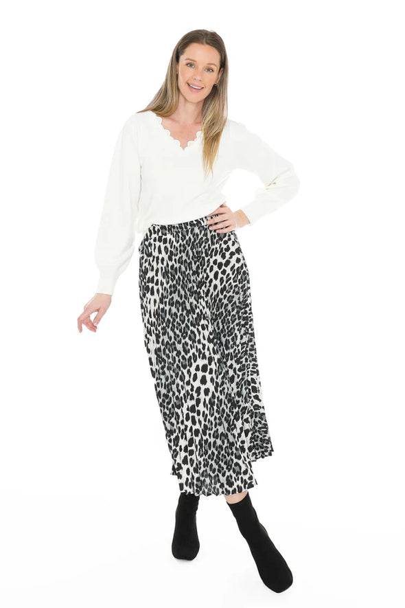 snow leopard pleated skirt