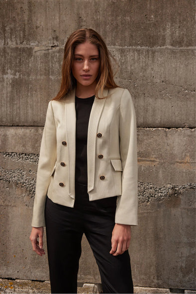 Calcarea Akari Blazer