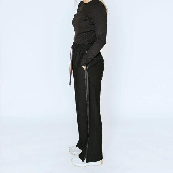 Indiana Pant black satin stripe