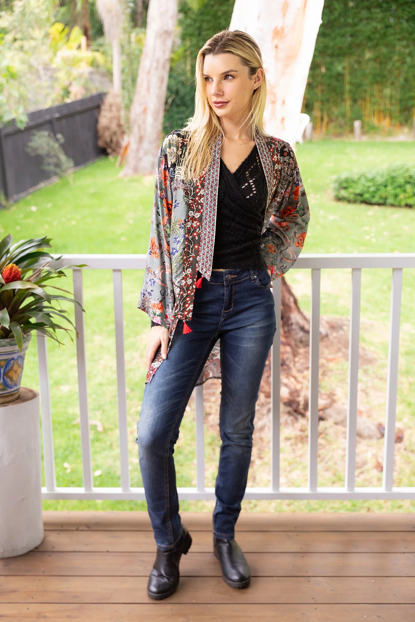 Boyfriend Jeans Kimono Outfits With Jeans Jolene Kimono – Hamilton