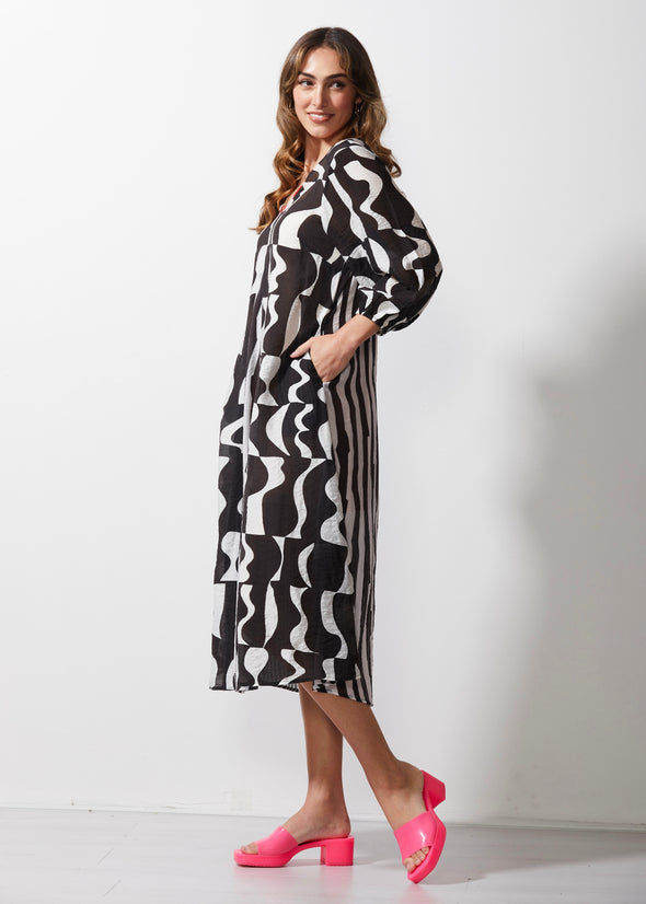 Weekend Dress - Power Play