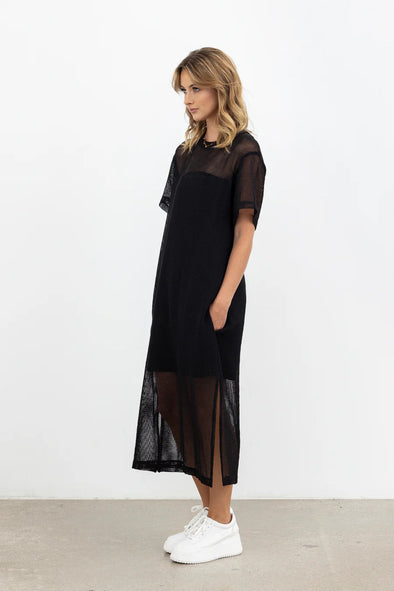 Snapshot Chic Dress