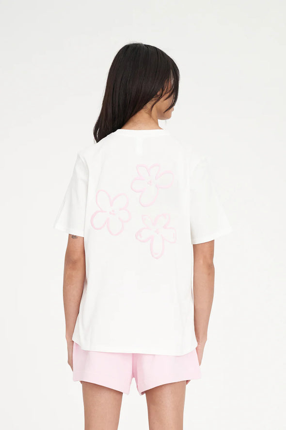Classic Tee Daisy Chain