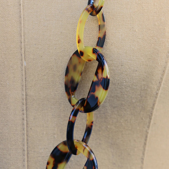 Tortoise shell style chain & link necklace