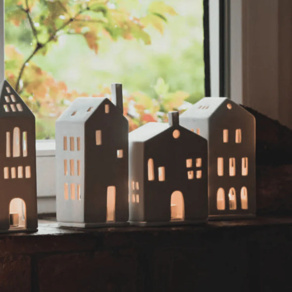 Small Windows -Tealight House