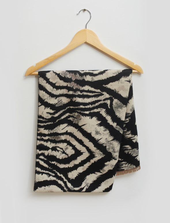 scarf winter zebra 1822