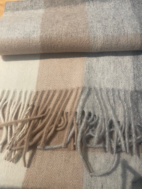 100% wool check scarf