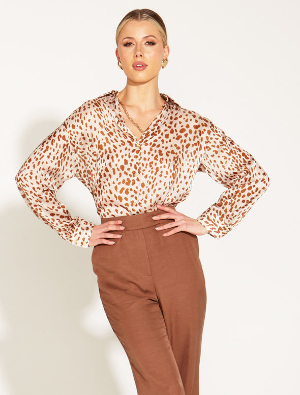 True to Life Collared Shirt- Giraffe Print