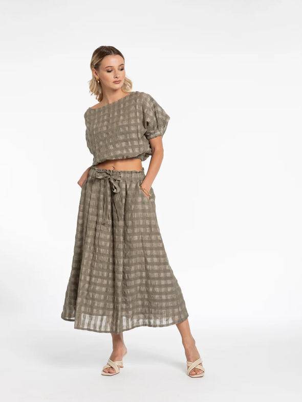 Refraction skirt