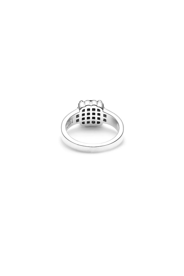 Baby claw ring