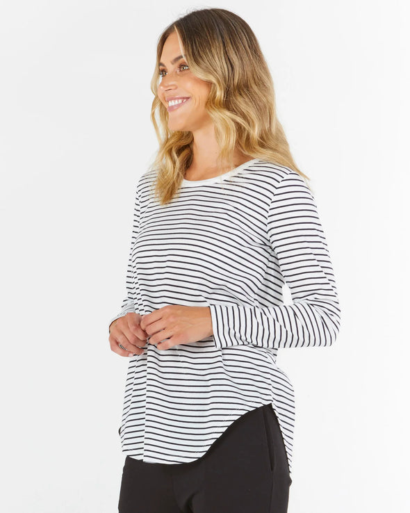 Megan long sleeve tee